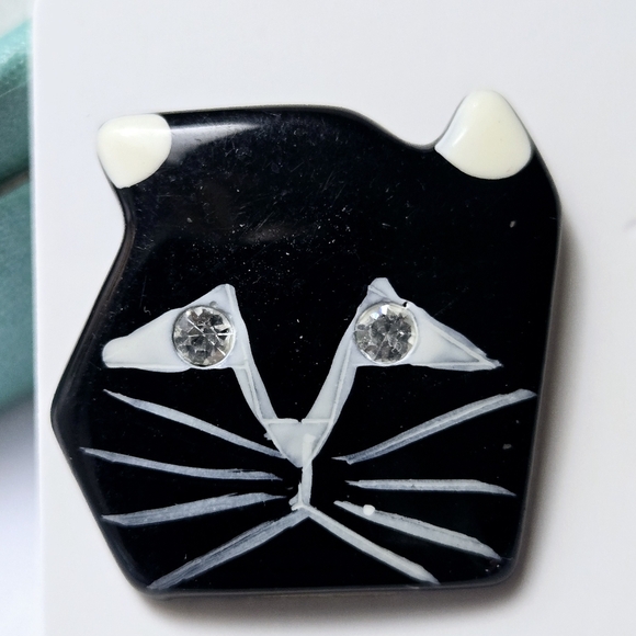 Black Cat Earrings With Rhinestone Cat Eyes Stud Earrings - Picture 13 of 17